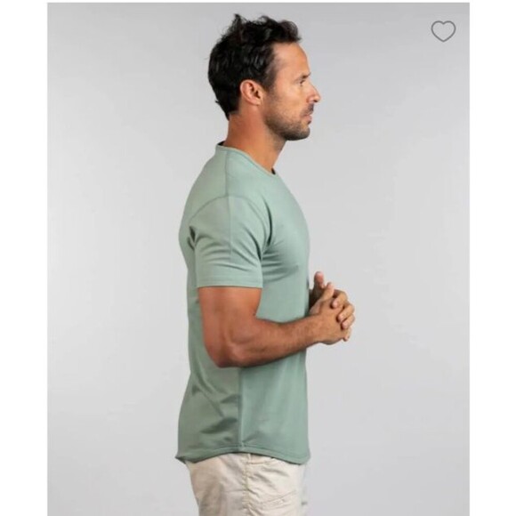 BYLT Basics Drop-Cut Signature Short Sleeve in Moss Size Medium - Picture 4 of 8